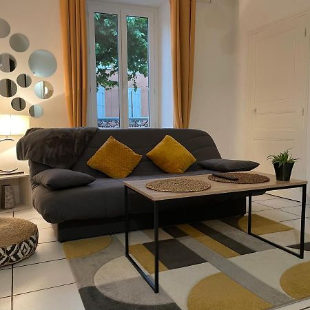 ミヨーT2 Plein Centre Au 1Er Etage Avec Parking Priveアパートメント エクステリア 写真