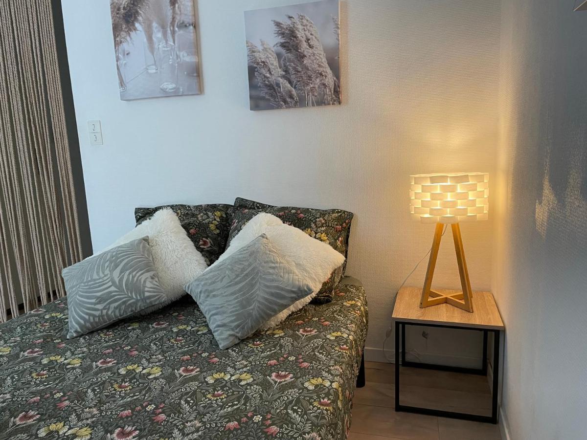 ミヨーT2 Plein Centre Au 1Er Etage Avec Parking Priveアパートメント エクステリア 写真