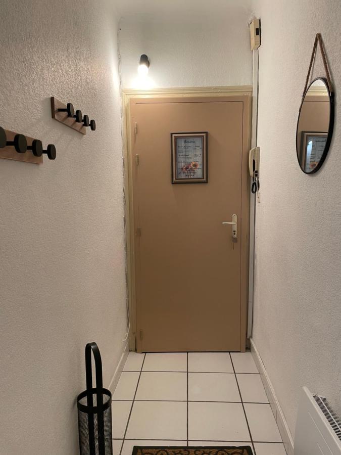 ミヨーT2 Plein Centre Au 1Er Etage Avec Parking Priveアパートメント エクステリア 写真