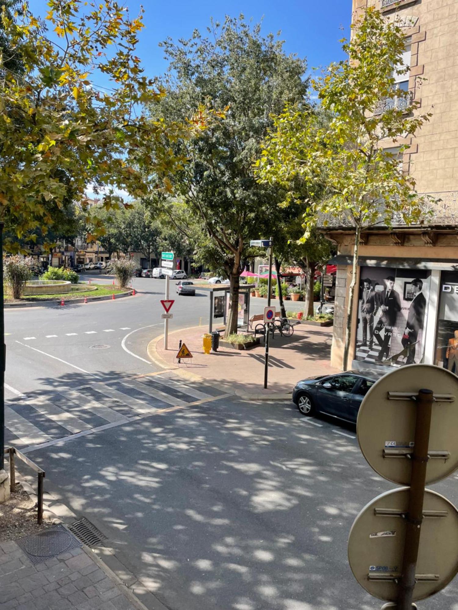 ミヨーT2 Plein Centre Au 1Er Etage Avec Parking Priveアパートメント エクステリア 写真
